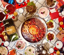 餐飲品牌全案設計參考：對比其他明星開的餐廳，這家火鍋店為什么能持續(xù)火爆